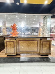 Executive Table ET-06