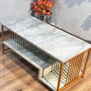 Horizon Stepped Centerpiece