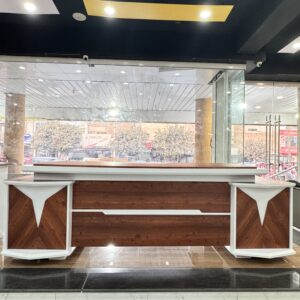 Executive Table ET-17