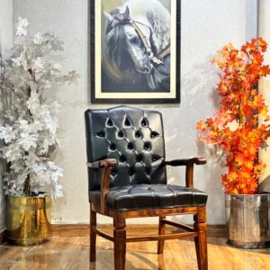 Heritage Classic Chesterfield Visitor Chair VC-01